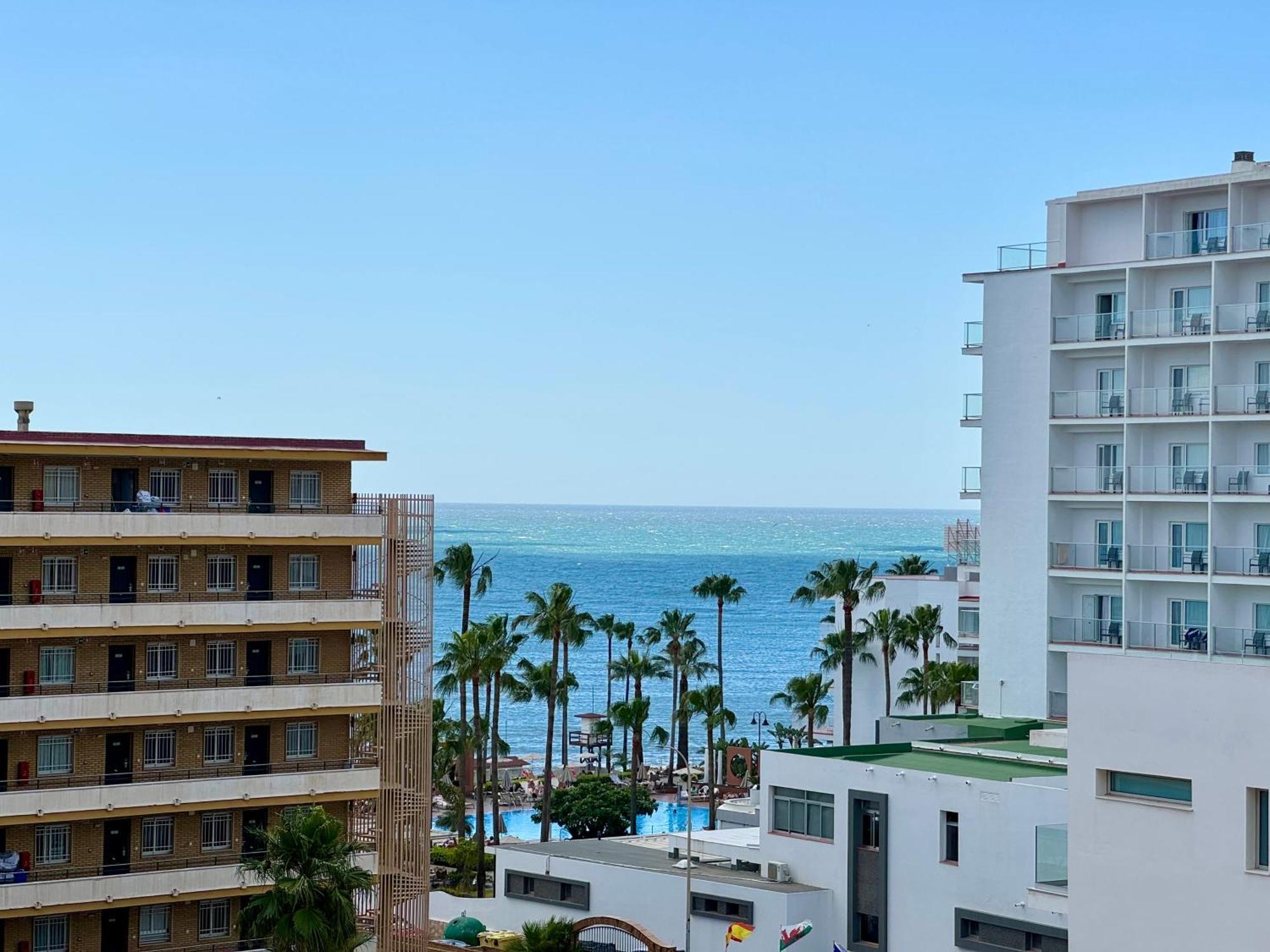 La Carihuela A 150 Metros De La Playa Con Espectaculares Vistas Daire Torremolinos Dış mekan fotoğraf