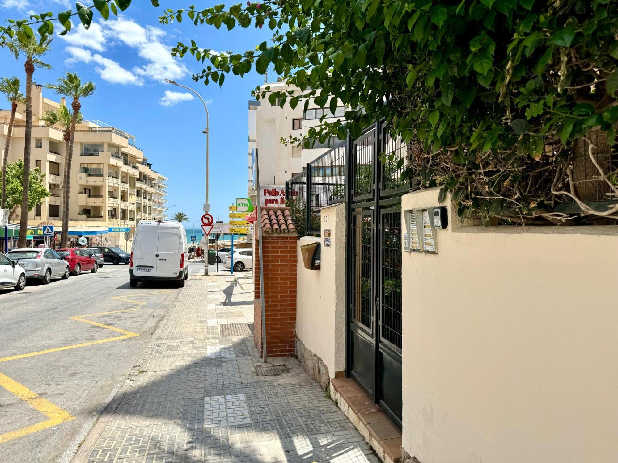 La Carihuela A 150 Metros De La Playa Con Espectaculares Vistas Daire Torremolinos Dış mekan fotoğraf